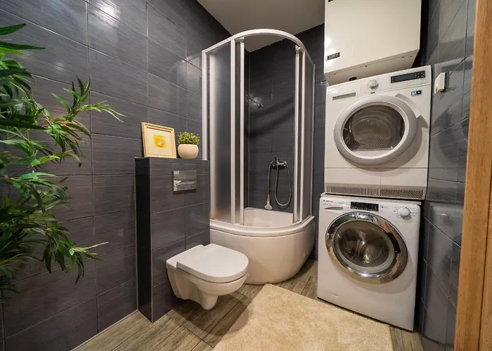 Cozy Apartment In Santariskes